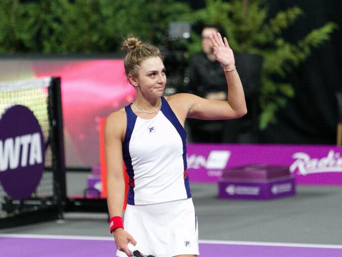 Jaqueline Cristian trece în turul 2 la Transylvania Open după un meci dramatic