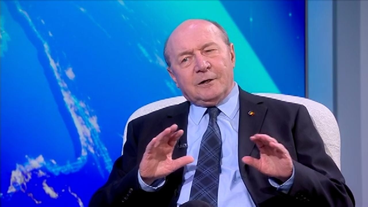 Salvarea României vine de la Băsescu? ” Știu că o să zică unii că sunt cu rușii”