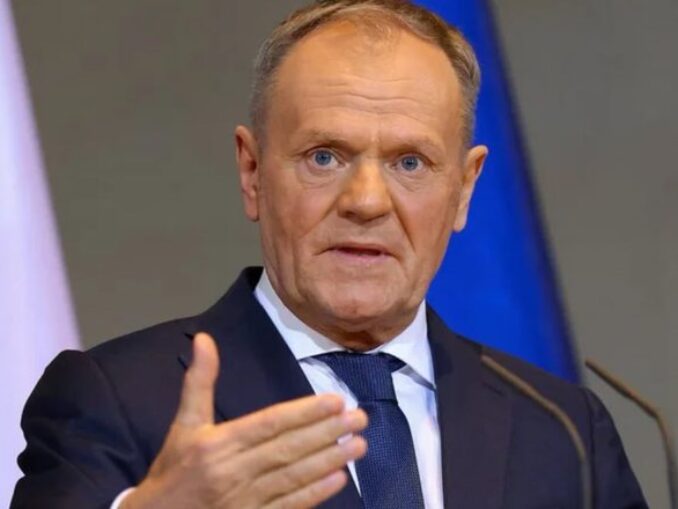 Tusk salută decizia lui Trump de a trimite un contingent suplimentar de 5.000 de soldați