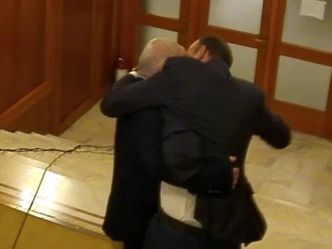  Judecătorii dau peste cap dosarul Bătaia din Parlament