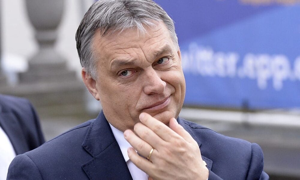 Viktor Orbán renunță la mandatul de deputat