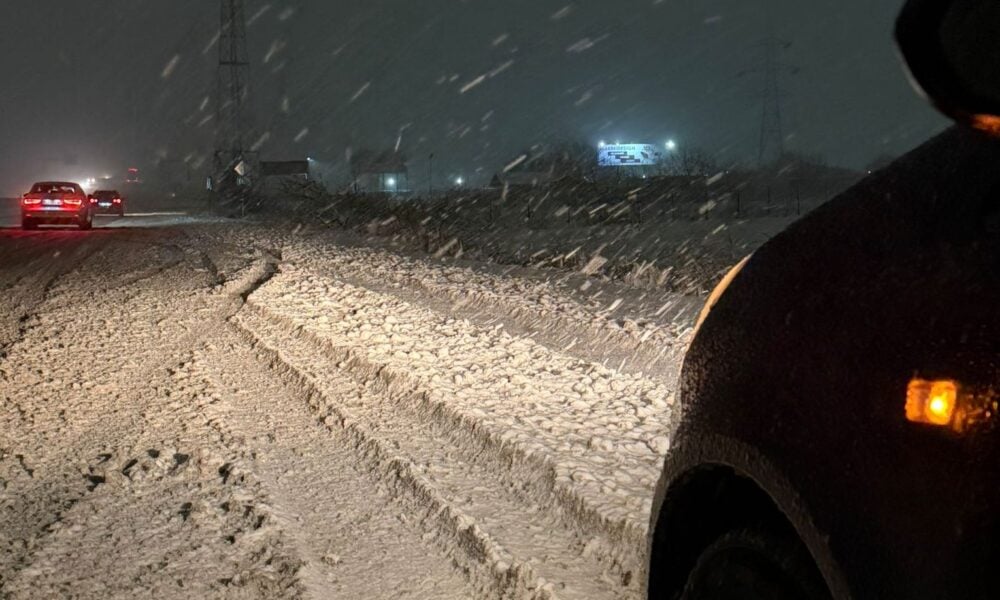 Cod portocaliu de viscol: Restricții de circulație pe DN1 și cursuri suspendate în mai multe județe VIDEO