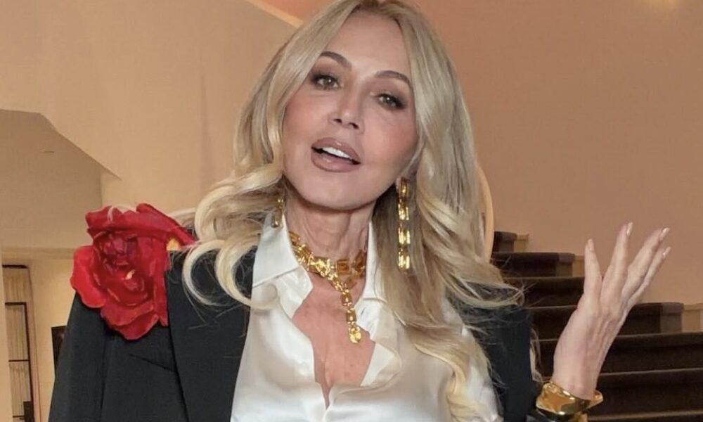 „Am fost femeie într-o lume în care deciziile se luau mai ales la mese unde femeile nu erau invitate” – Anastasia Soare INTERVIU