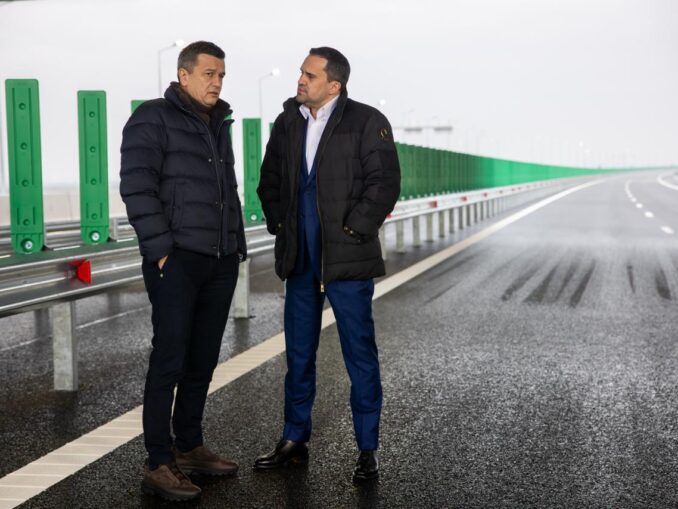 „A fost o situație familială grea”. Grindeanu, prima reacție după ce Cotidianul a dezvăluit că ministrul Transporturilor a mințit în CV