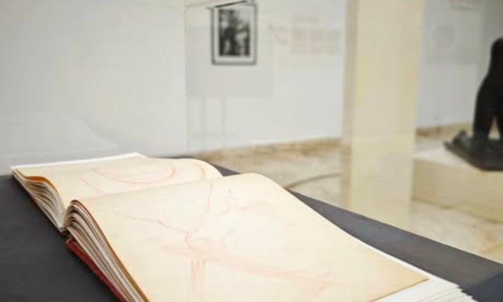 Sala Brâncuși din Galeria de Artă Românească Modernă, redeschisă de astăzi