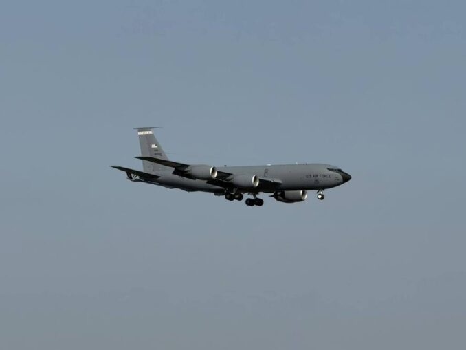 Primele misiuni ale avioanelor trimise de Trump în România. Unde au zburat