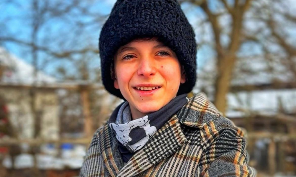 Adiță de la țară: elevul din Botoșani care a cucerit TikTok-ul cu Ion, Vasile și Ileana INTERVIU