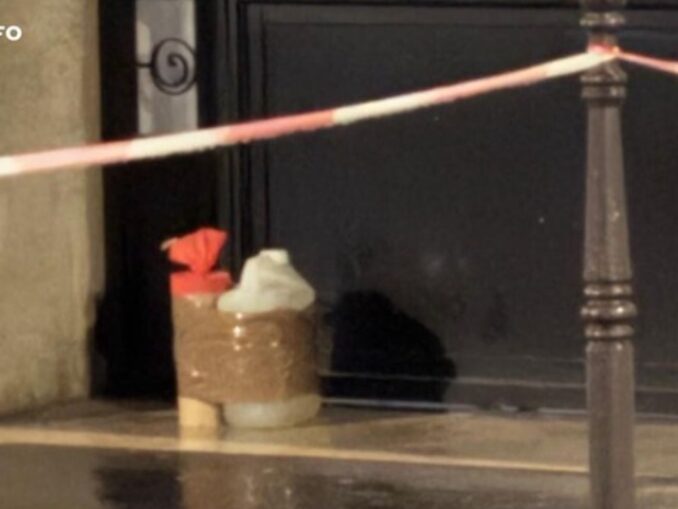 Atentat dejucat la Paris. Adolescent de 17 ani, arestat