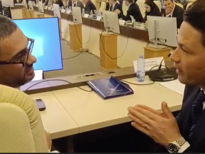 VIDEO Un ministru PSD invocă Biblia ca să convertească un liberal la socialism. Replica: „Să nu furați” UPDATE