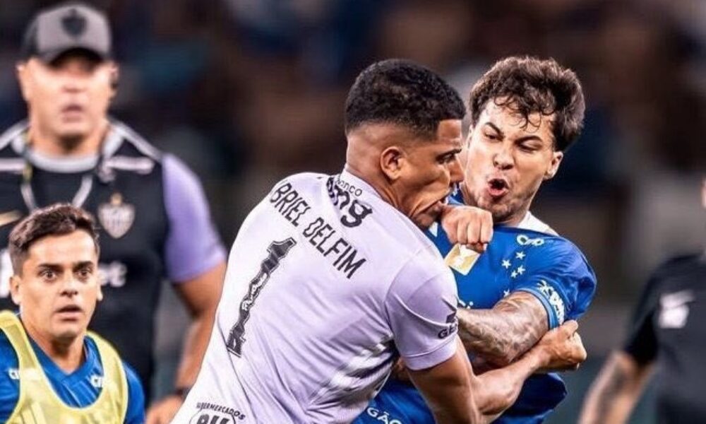 De necrezut. Meci cu 23 de eliminați – VIDEO