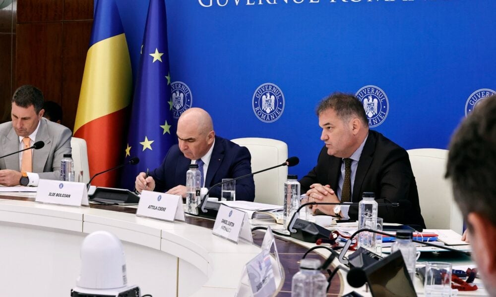 Ministerul subDezvoltării. Guvernul Bolojan „a măcelărit” fondurile pentru primari