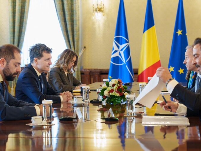 UPDATE România, lovită din plin. Importă 80% din necesarul de combustibil. Ce a discutat Nicușor Dan și Bolojan cu șeful OMV