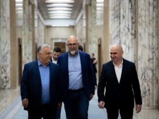 Dublă măsură: Bolojan a tăiat de la partide, dar nu s-a atins de banii UDMR. Minoritățile primesc mai mult