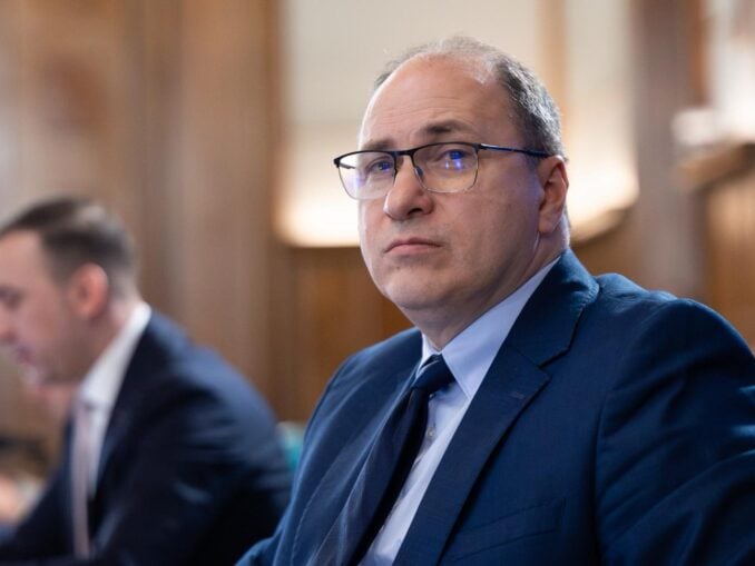 Alt ministru, altă nenorocire!