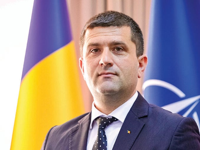 Radu Miruță respinge propunerea de buget prezentată de TAROM
