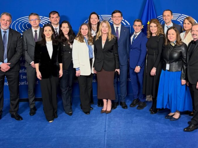 Nadia Comăneci, celebrată în Parlamentul European