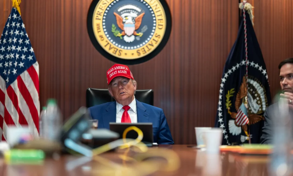 După capul ayatollahului, Trump le dă americanilor capul lui Moțoc