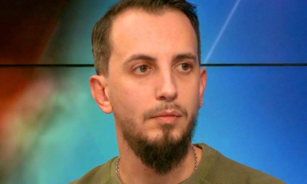 Daune de zeci de mii de euro pe care televiziunile RTV și Realitatea Plus trebuie să le plătească activistului Radu Hossu