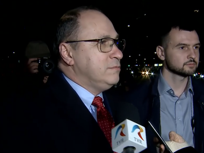Dialog tensionat între ministrul Educației și un student: Concret, ce veți face?