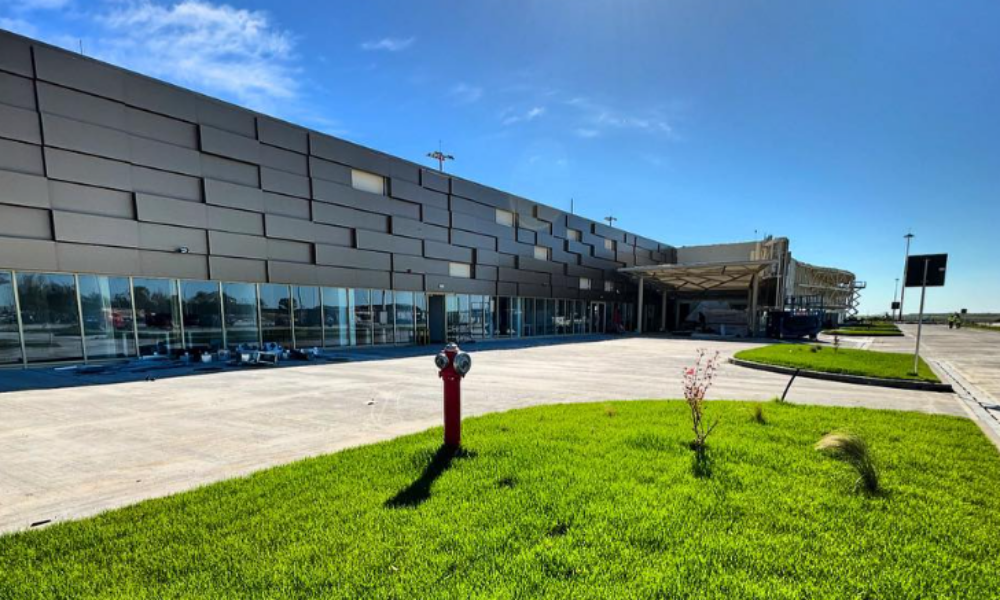 Aeroportul „Mihail Kogălniceanu” va închide temporar traficul civil