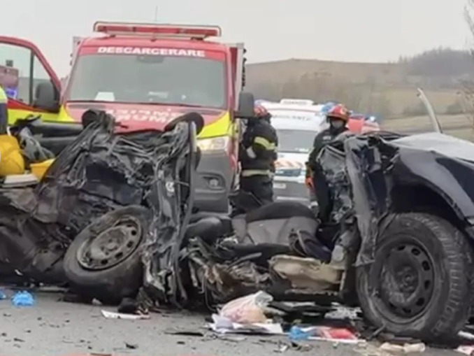 Tragedie pe o șosea din Cluj. Cinci morți într-un accident brutal