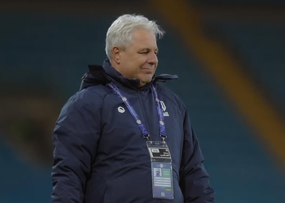 Șumudică a ajuns „de urgență” la spital. „A făcut pe el de durere”