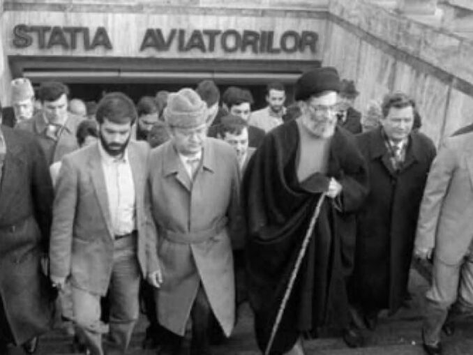 Fotografie istorică. Khamenei, la București, alături de Ceaușescu, în anul în care și-a început domnia