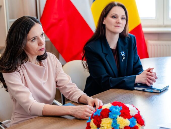 Ce a făcut Mirabela Grădinaru în Polonia