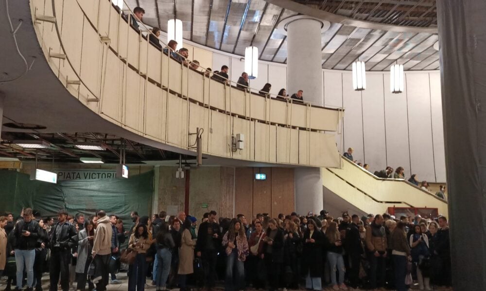 Haos pe cea mai circulată magistrală de metrou din Capitală