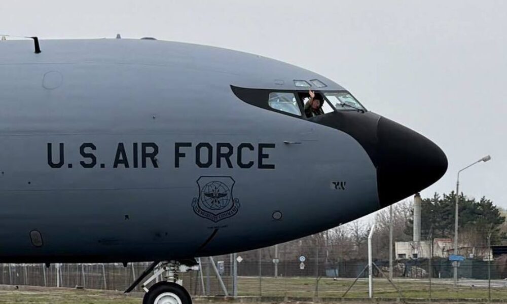 O nouă misiune pentru aeronavele americane din România. Un al șaselea avion a ajuns între timp în țară VIDEO