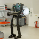 350 roboți umanoizi, în fabricile Renault. Urmează Dacia