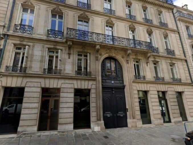 Percheziții la Banca Edmond de Rothschild din Paris în dosarele Epstein
