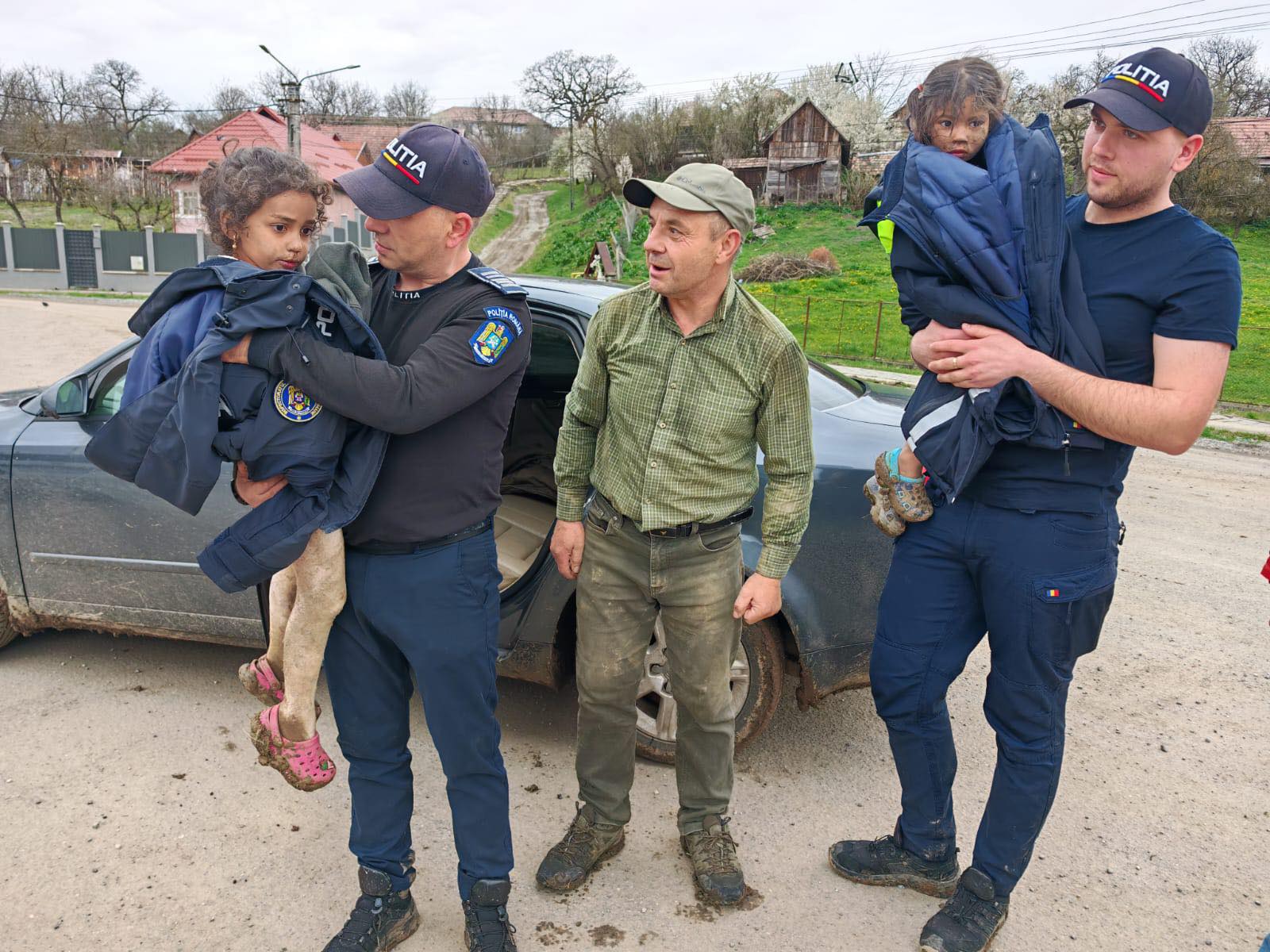Copilele dispărute din Mureș, găsite