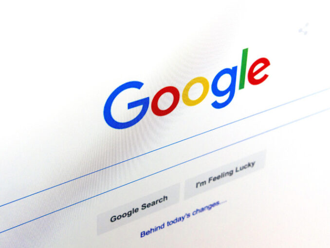Google începe să rescrie titlurile ştirilor