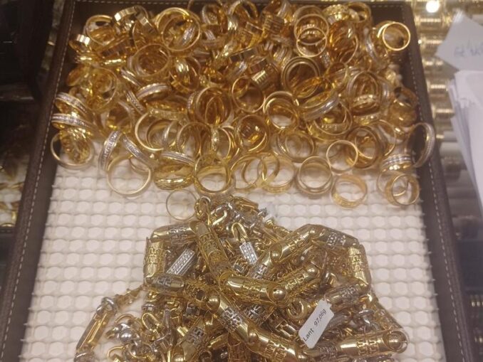 Comoară capturată la Călărași: 6 kilograme de aur și diamante