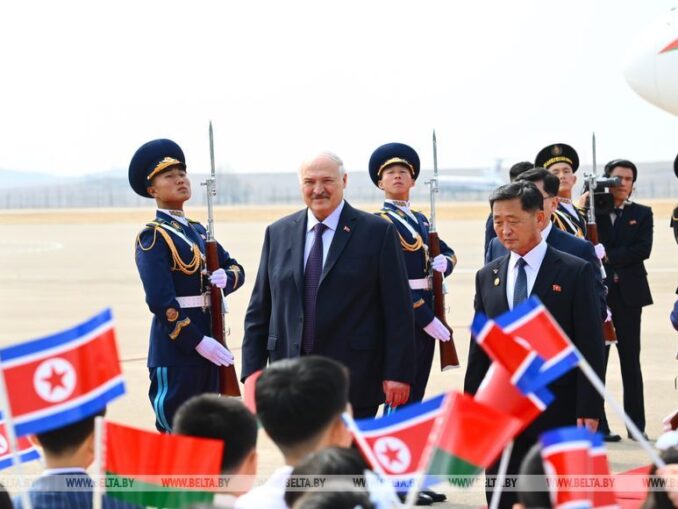 Vizită istorică. Președintele Belarusului, oaspete al lui Kim Jong Un