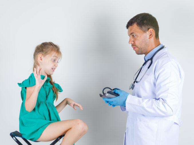 Semne: când ar trebui dus copilul la medicul endocrinolog