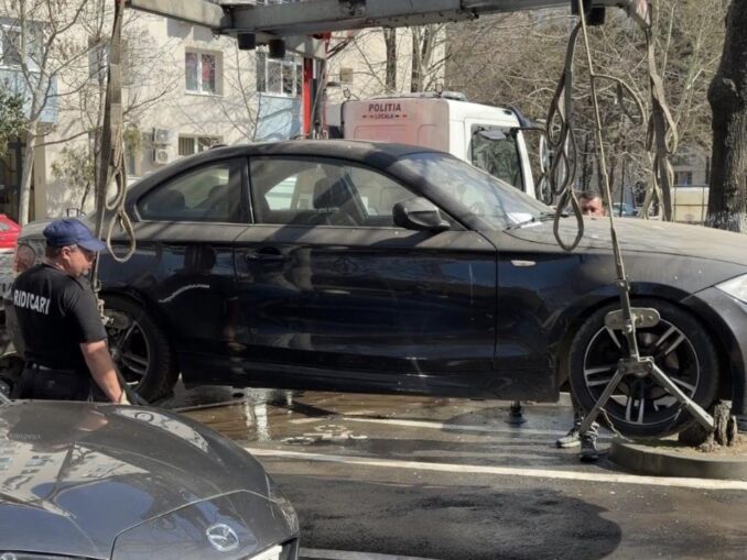 Se ridică mașinile de pe bulevardele Sectorului 4. De ce a decis primăria acest lucru
