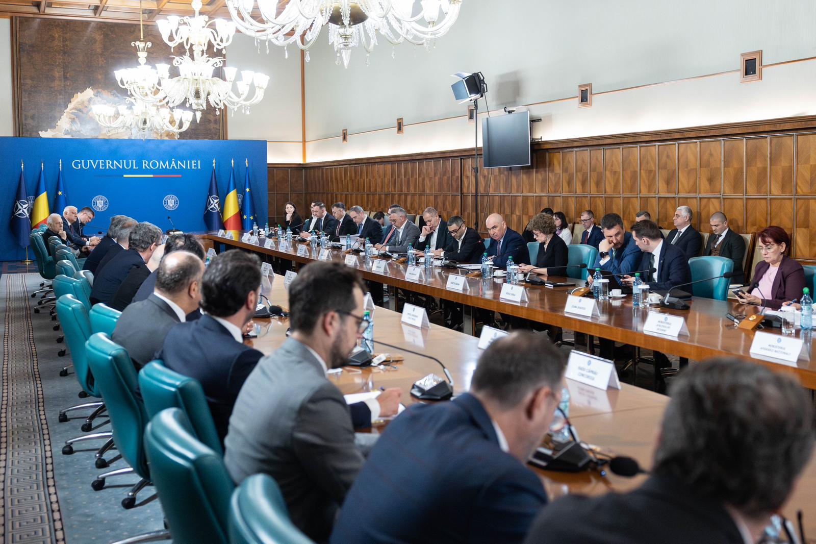 Toate modificările din OUG pentru carburanți. Se schimbă data până la care va fi declarată situație de criză