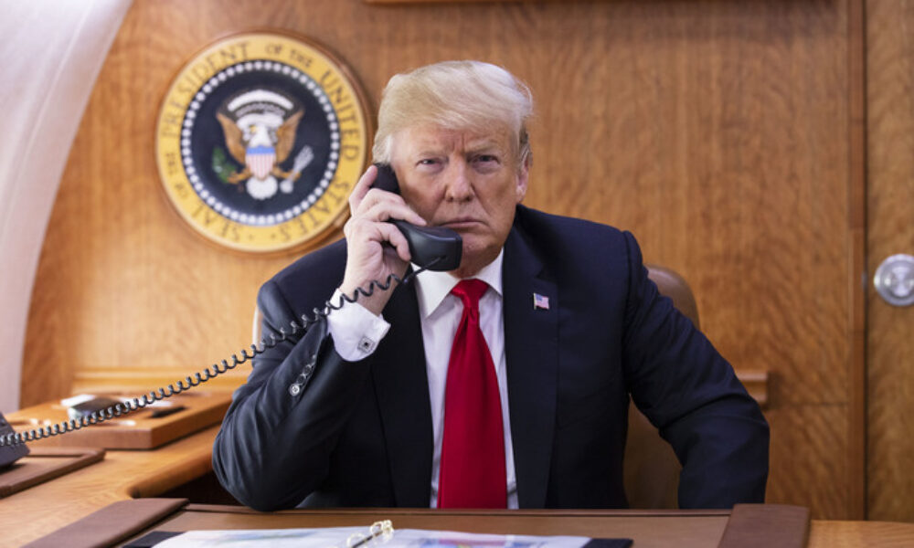 Trump a vorbit cu Macron despre Iran. Parisul, consultări cu Israelul și Libanul