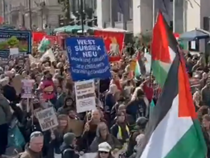 Zeci de mii de oameni au protestat la Londra împotriva extremei drepte