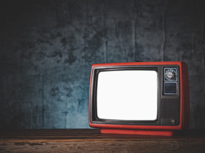 Un alt canal TV dispare. „Cine beneficiază de această decizie?”