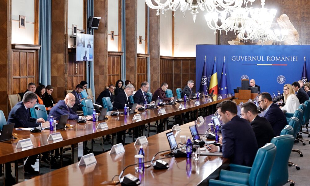 EXCLUSIV Guvernul se face că majorează chiria locuințelor de serviciu după 19 ani. Bolojan voia prețuri mai mari, dar a pierdut bătălia