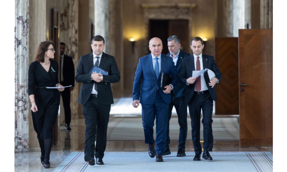 Reuters, despre criza politică din România: Cel mai mare partid se aliază cu extrema dreaptă