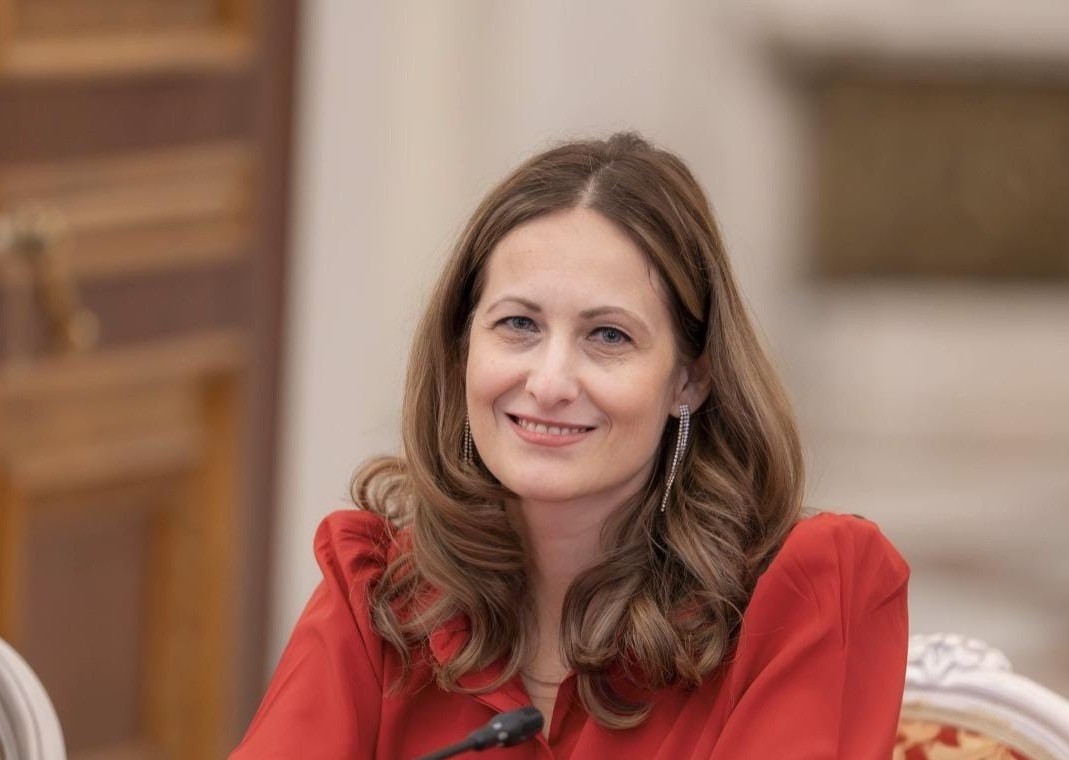 Reorganizarea privind șefimea, pusă în aplicare după un an la Senat. Omul USR pleacă acasă