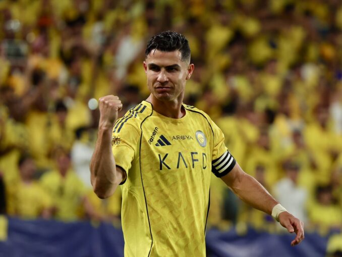 Cristiano Ronaldo le răspunde contestatarilor: E fotbal, nu război – VIDEO