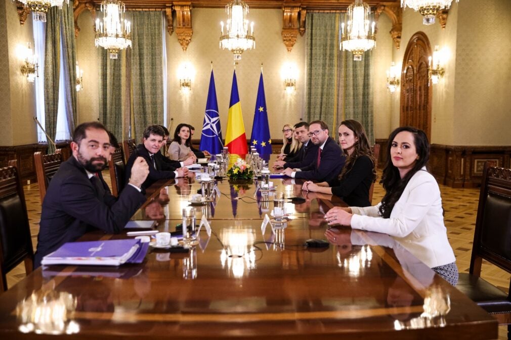 Și în USR se prefigurează vot de respingere a Guvernului Tomac SURSE