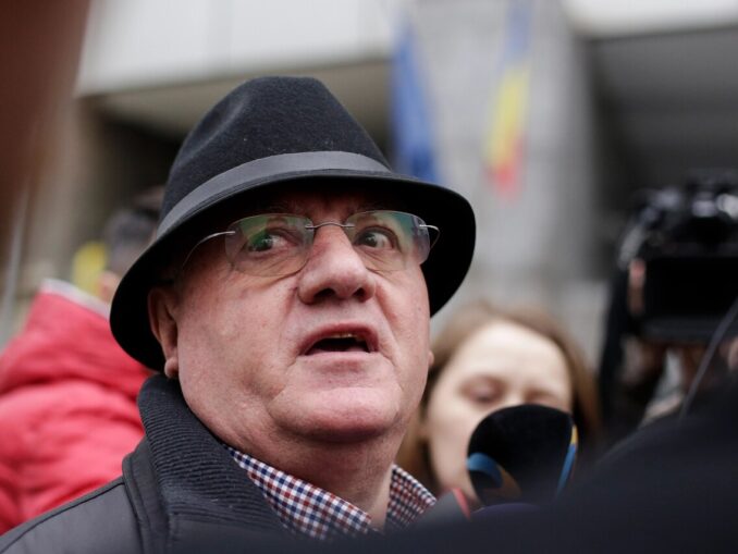 „A fost mare pe pământ. Cred că e mare și în Rai”. Dumitru Dragomir despre Mircea Lucescu