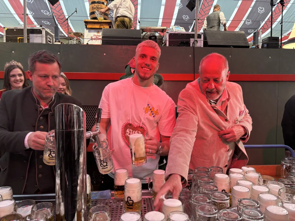 Ermedin Demirovic a făcut cinste fanilor lui VFB Stuttgart – VIDEO