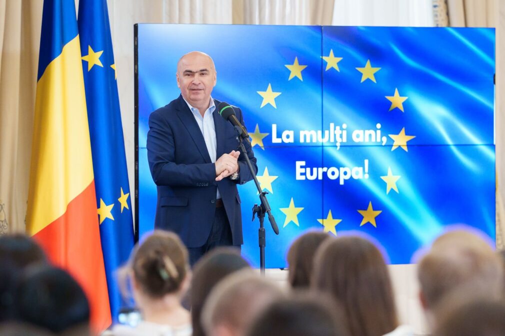 Ilie Bolojan l-a felicitat pe Peter Magyar pentru victoria în alegeri